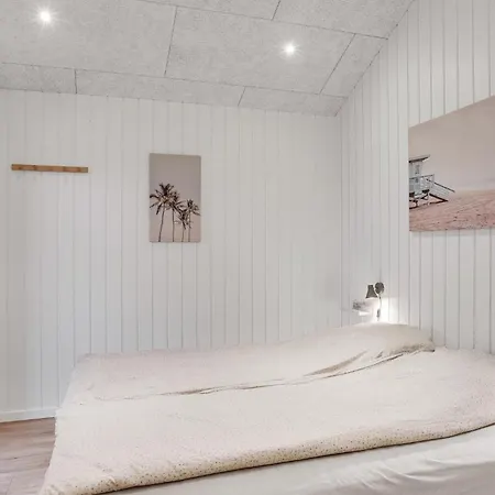 3 Bedroom Stunning In Jerup