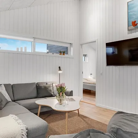 3 Bedroom Stunning In * Jerup