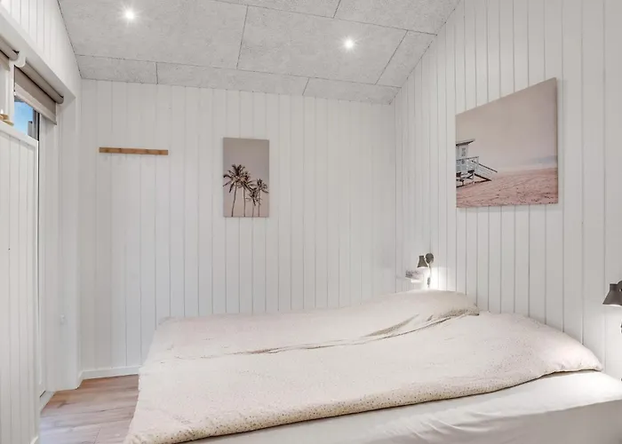 3 Bedroom Stunning In Jerup